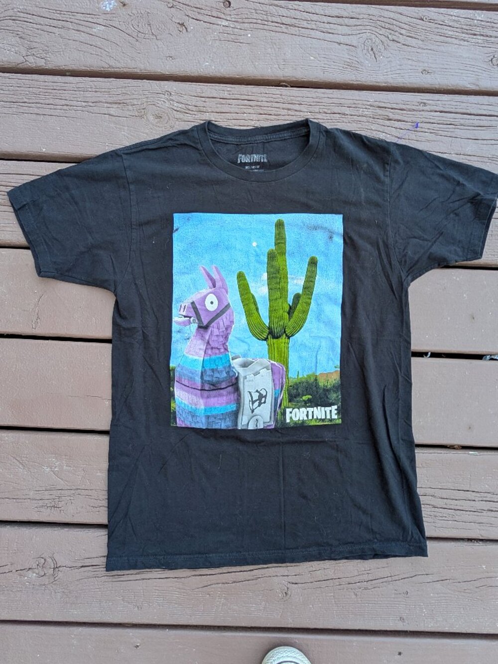 Fortnite Graphic Black T-Shirt Loot Llama Pinata Desert Cactus Size M